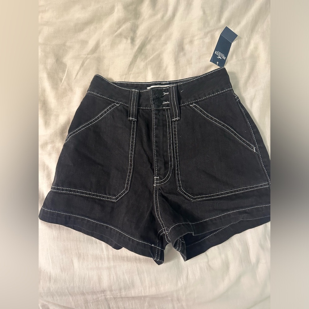 Hollister curvy ultra HR vintage relaxed MDM short 3”